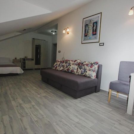 Hotel Dapcevic Cetinje Exterior photo
