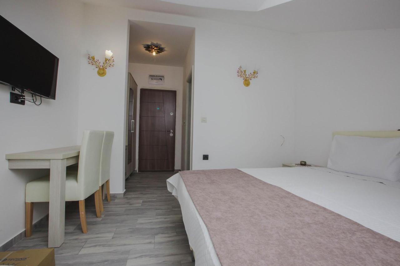 Hotel Dapcevic Cetinje Exterior photo
