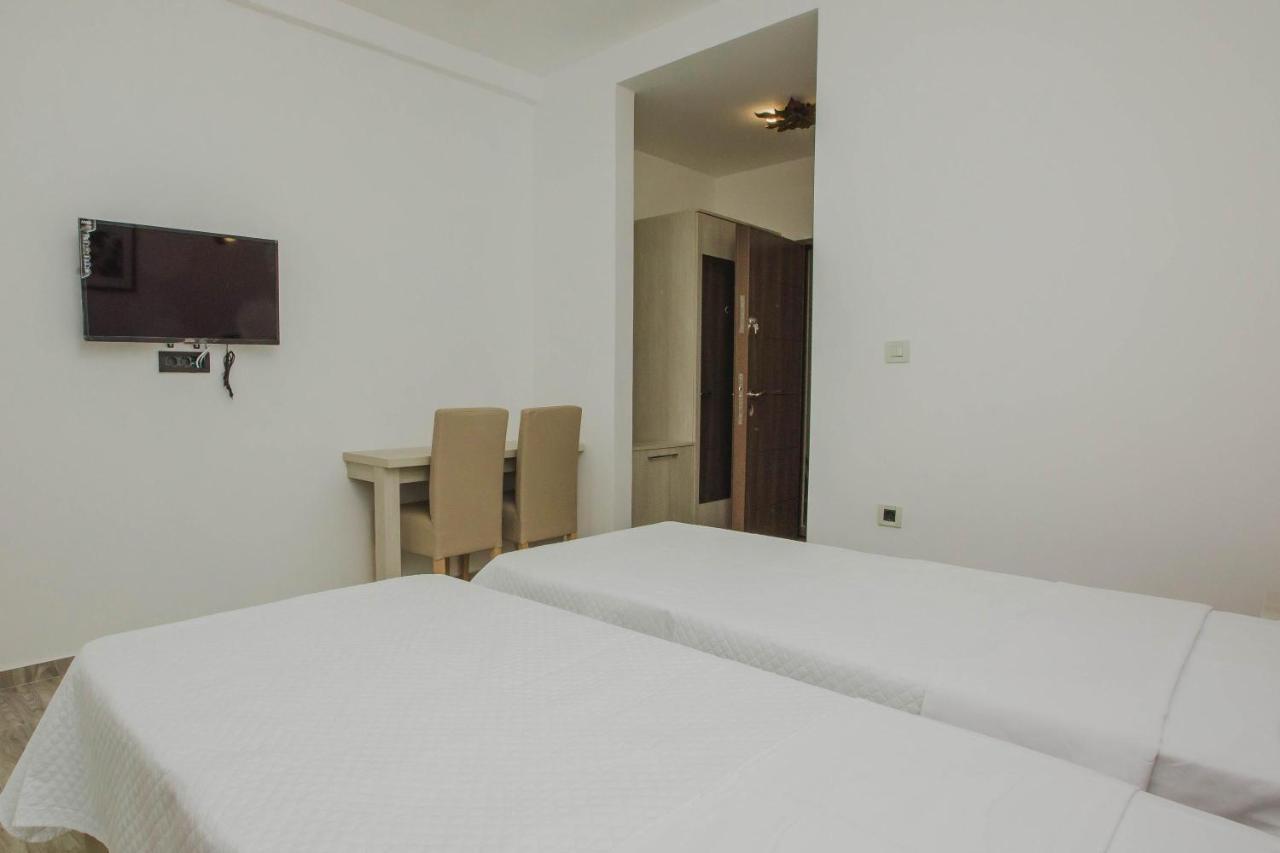 Hotel Dapcevic Cetinje Exterior photo