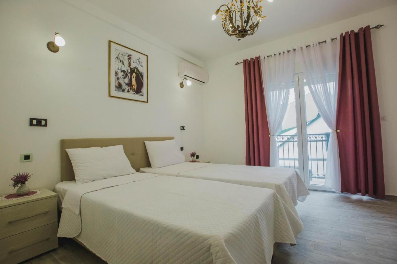 Hotel Dapcevic Cetinje Exterior photo