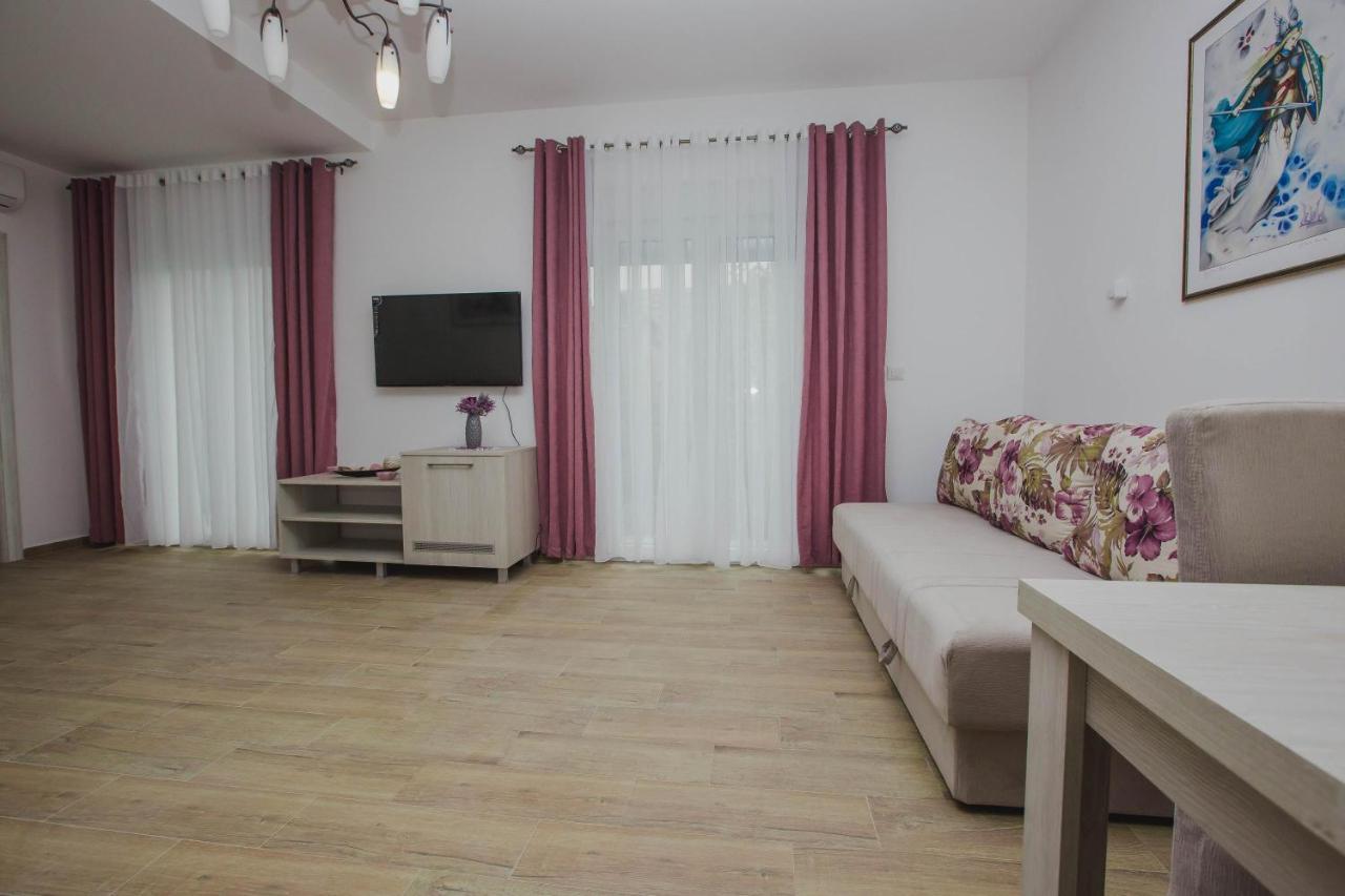 Hotel Dapcevic Cetinje Exterior photo